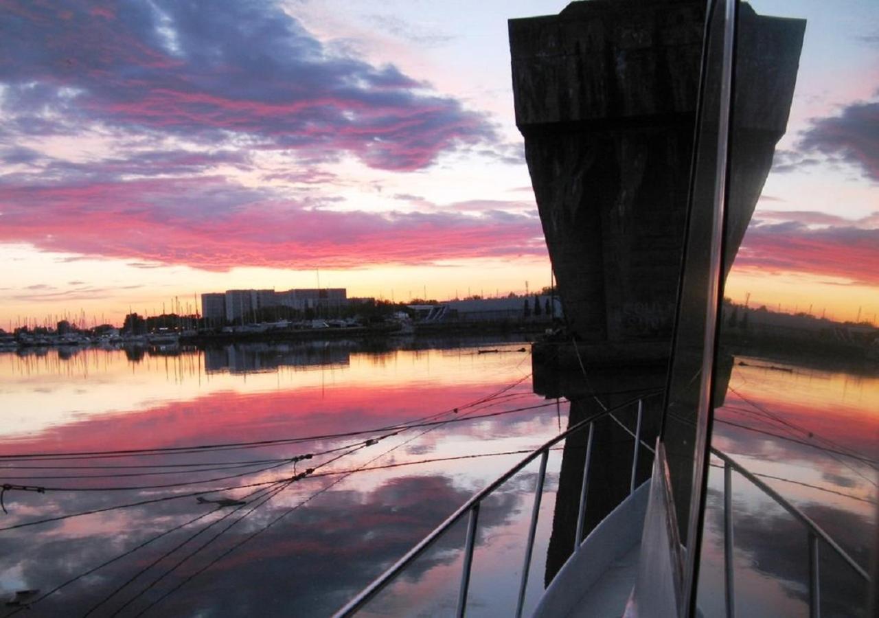 Hotel Le Bateau Ivre Bordeaux Exterior foto
